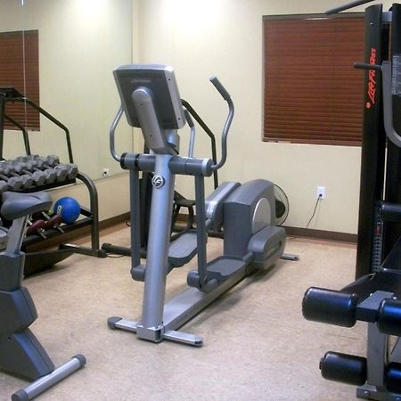 Clearwater Hotel Ltd Fort Mcmurray Buitenkant foto