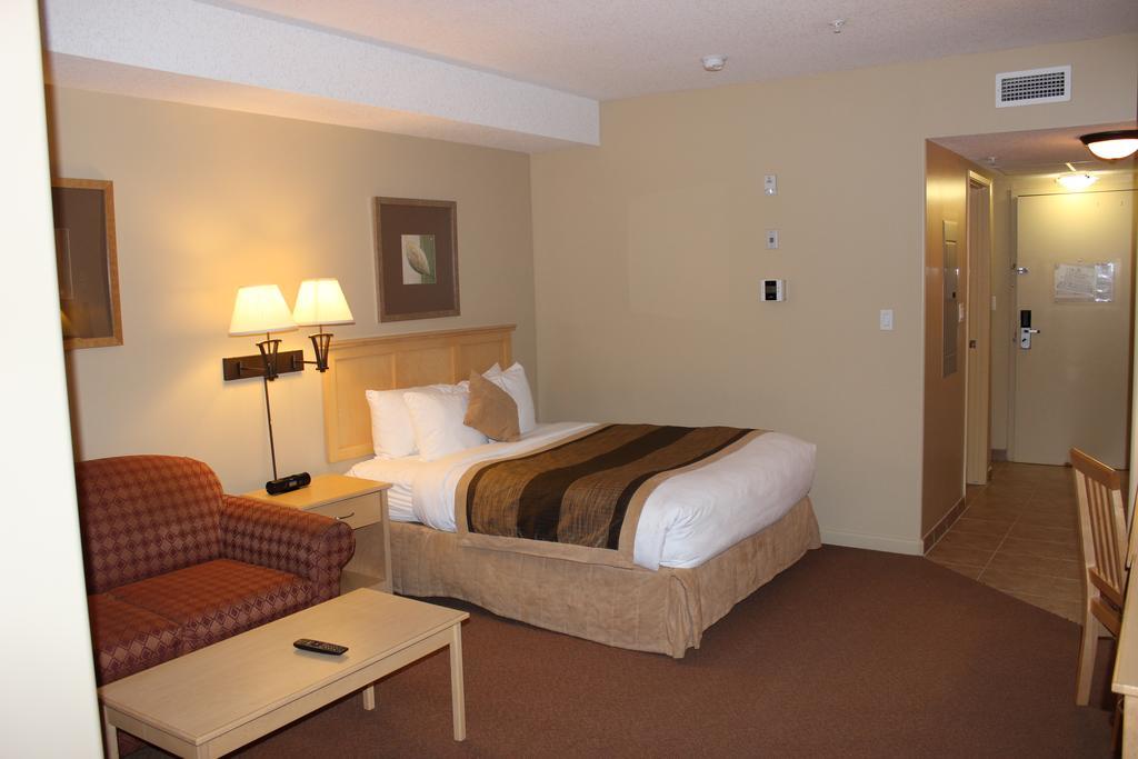Clearwater Hotel Ltd Fort Mcmurray Buitenkant foto