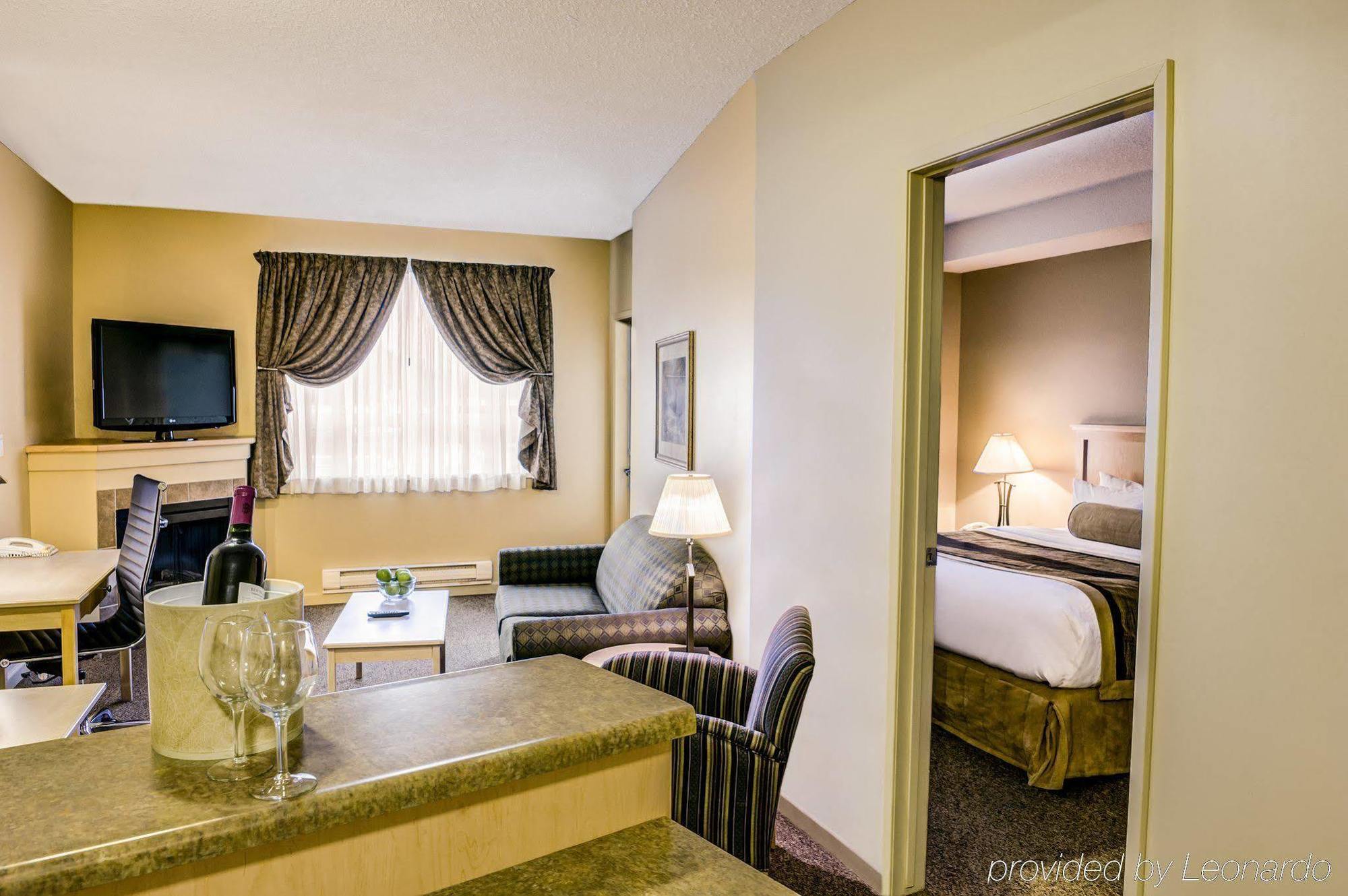 Clearwater Hotel Ltd Fort Mcmurray Buitenkant foto