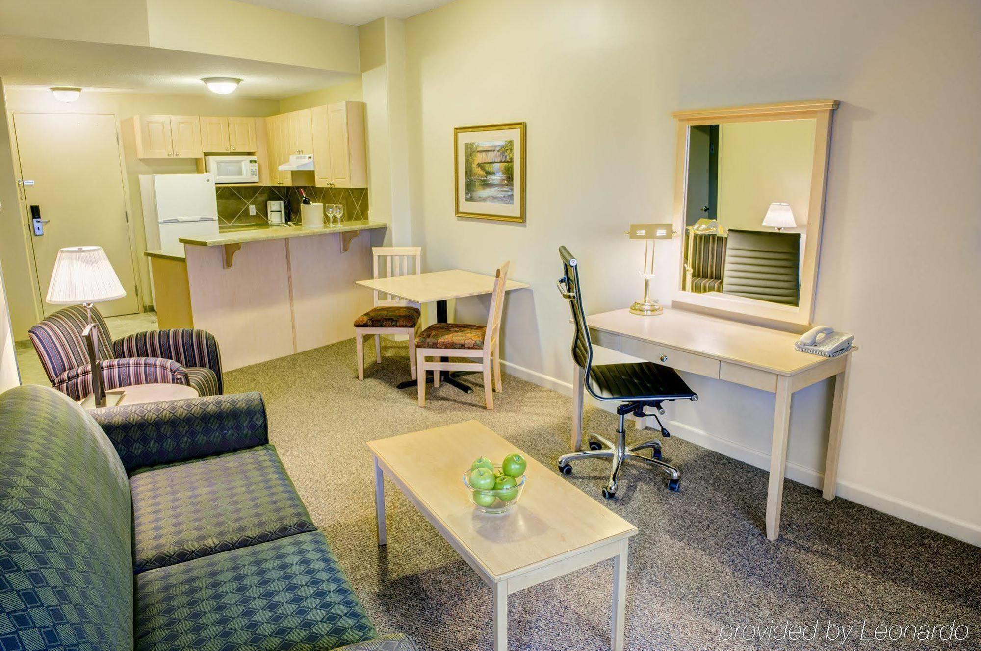 Clearwater Hotel Ltd Fort Mcmurray Buitenkant foto